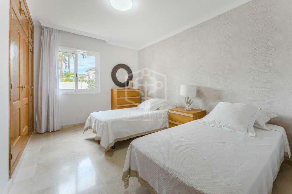 4 chambre Villa/Maison à vendre à Adeje - 1 980 000 € (Ref: 9560709)