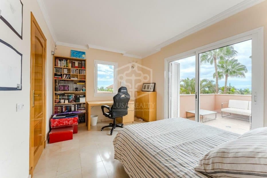 4 chambre Villa/Maison à vendre à Adeje - 1 980 000 € (Ref: 9560709)