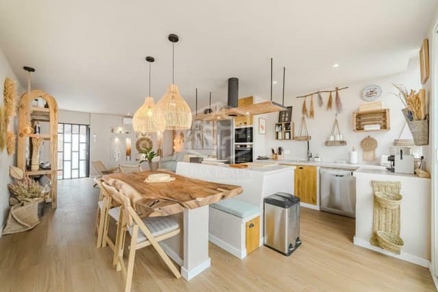 5 Zimmer Villa zu verkaufen in Chayofa, Arona - 1.450.000 € (Ref: 9604474)