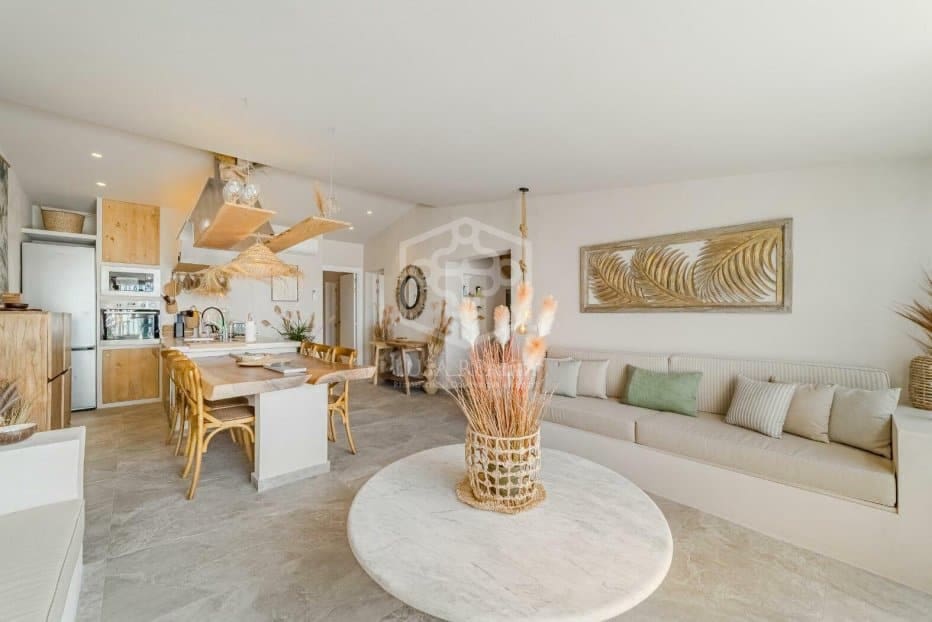 5 Zimmer Villa zu verkaufen in Arona - 1.450.000 € (Ref: 9604474)