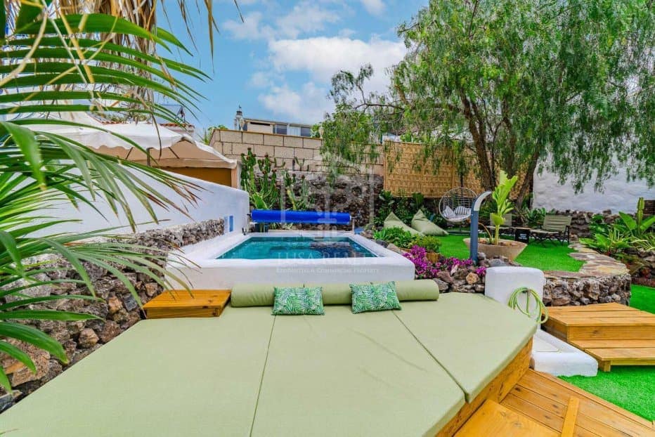 5 Zimmer Villa zu verkaufen in Arona - 1.450.000 € (Ref: 9604474)