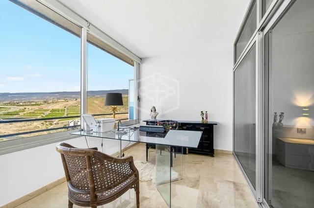 3 makuuhuone Huoneisto myytävänä paikassa Marazul, Adeje - 1 050 000 € (Ref: 9604475)