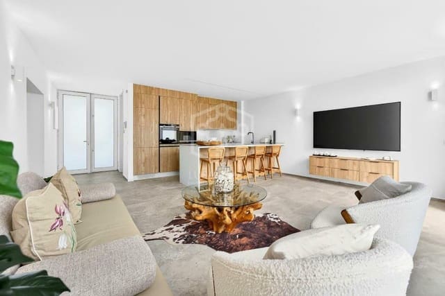 2 soveværelse Villa til salg i Costa del Silencio, Arona - € 995.000 (Ref: 9604476)