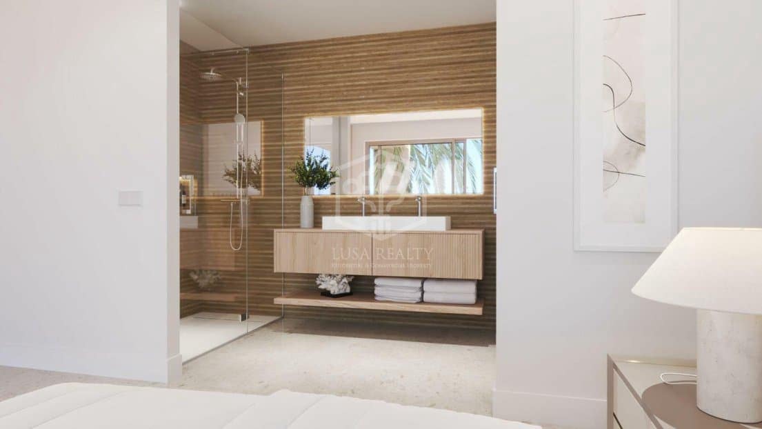 4 slaapkamer Huis te koop in Adeje - € 1.890.000 (Ref: 9625135)