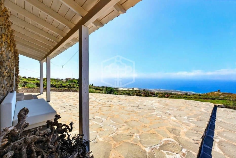 Villa till salu i Guia de Isora med pool garage - 3 280 000 € (Ref: 9646758)