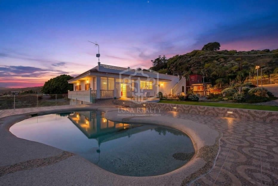 Villa till salu i Guia de Isora med pool garage - 3 280 000 € (Ref: 9646758)