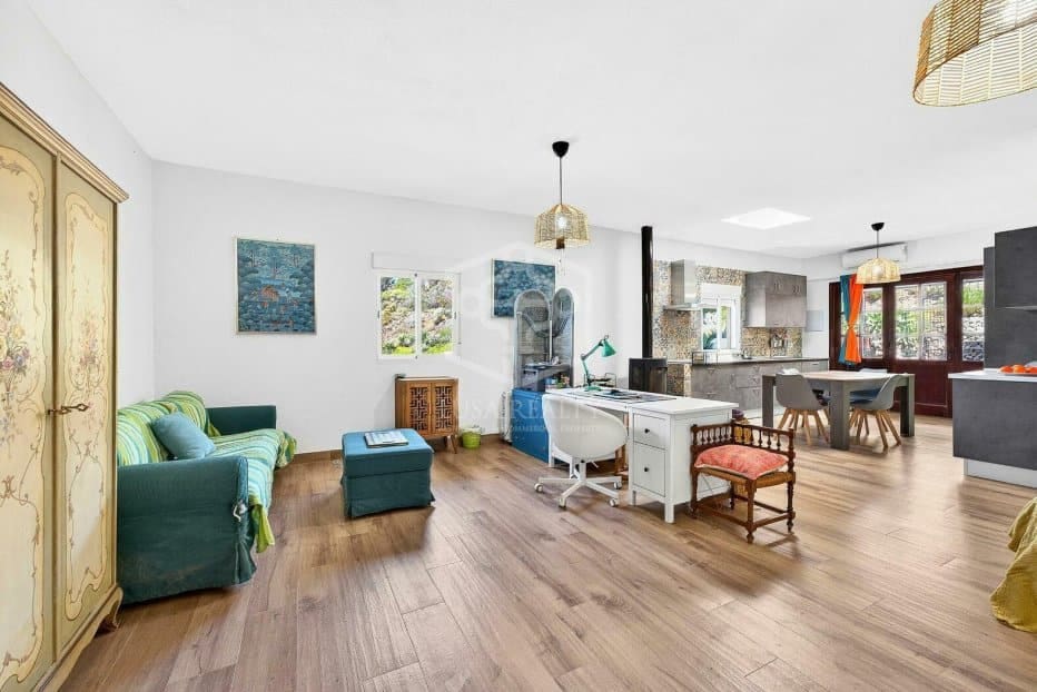 Villa till salu i Guia de Isora med pool garage - 3 280 000 € (Ref: 9646758)