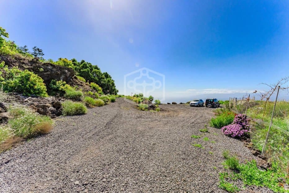 Villa till salu i Guia de Isora med pool garage - 3 280 000 € (Ref: 9646758)