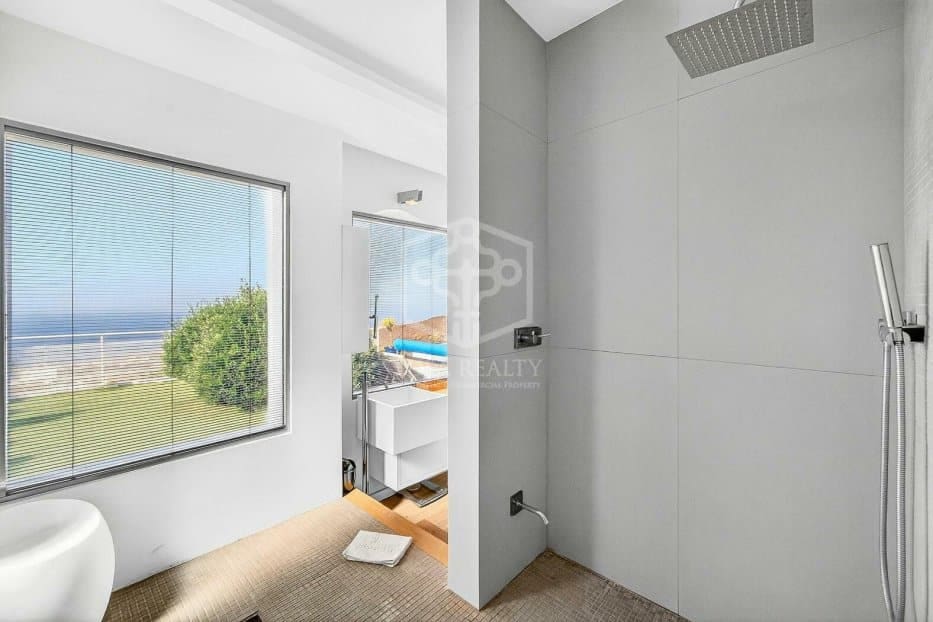 5 chambre Villa/Maison à vendre à Adeje avec piscine - 2 000 000 € (Ref: 9646759)