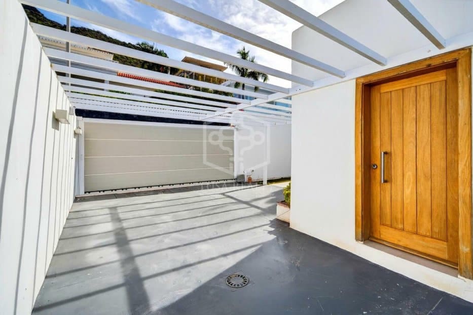 5 chambre Villa/Maison à vendre à Adeje avec piscine - 2 000 000 € (Ref: 9646759)