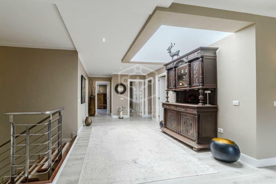 4 soveværelse Villa til salg i La Orotava med swimmingpool garage - € 1.185.000 (Ref: 9646760)