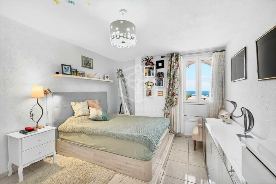 2 Zimmer Apartment zu verkaufen in Arona mit Pool - 735.000 € (Ref: 9646761)