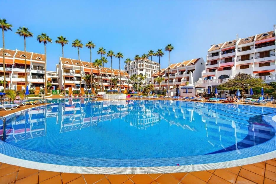 2 Zimmer Apartment zu verkaufen in Arona mit Pool - 735.000 € (Ref: 9646761)