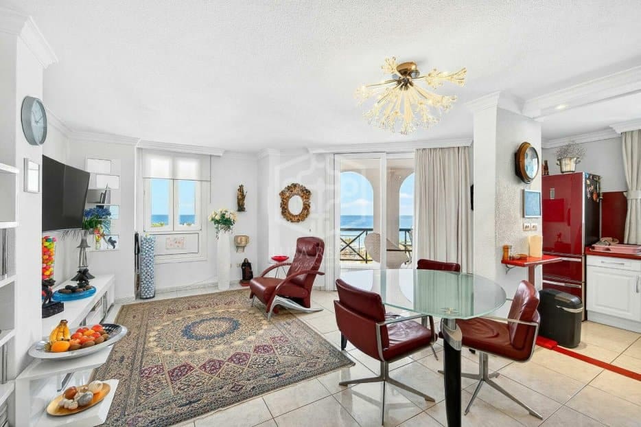 2 Zimmer Apartment zu verkaufen in Arona mit Pool - 735.000 € (Ref: 9646761)