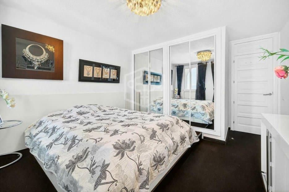 2 Zimmer Apartment zu verkaufen in Arona mit Pool - 735.000 € (Ref: 9646761)