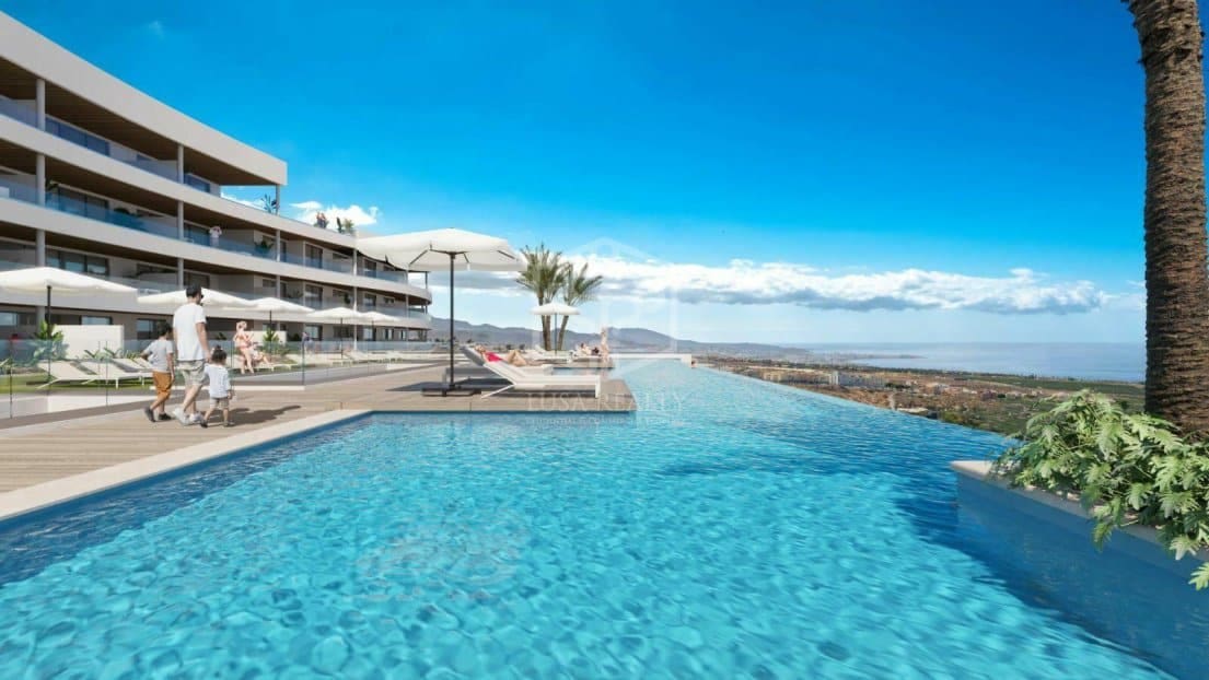 2 slaapkamer Appartement te koop in Adeje met zwembad garage - € 940.000 (Ref: 9651036)