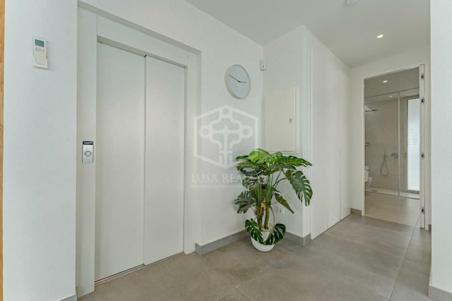 4 sypialnia Willa na sprzedaż w Adeje z basenem garażem - 1 330 000 € (Ref: 9673711)