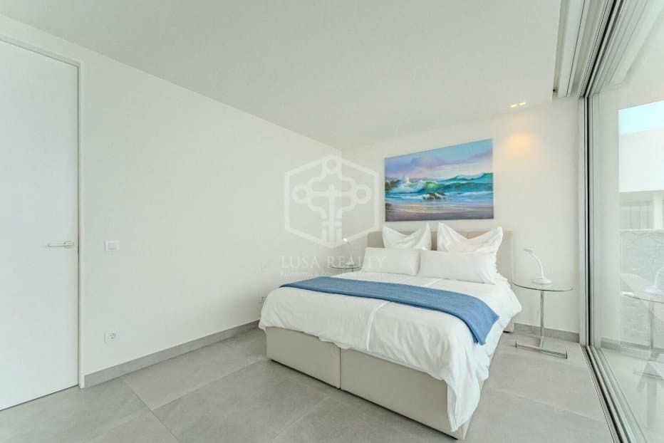 4 sypialnia Willa na sprzedaż w Adeje z basenem garażem - 1 330 000 € (Ref: 9673711)