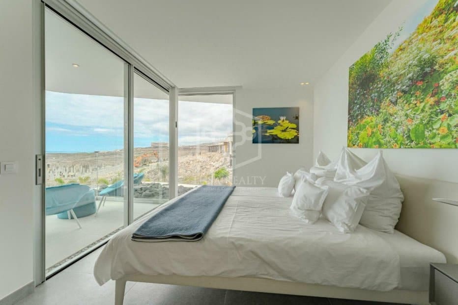 4 sypialnia Willa na sprzedaż w Adeje z basenem garażem - 1 330 000 € (Ref: 9673711)