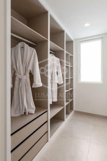 3 slaapkamer Villa te koop in Adeje met zwembad garage - € 1.950.000 (Ref: 9689926)