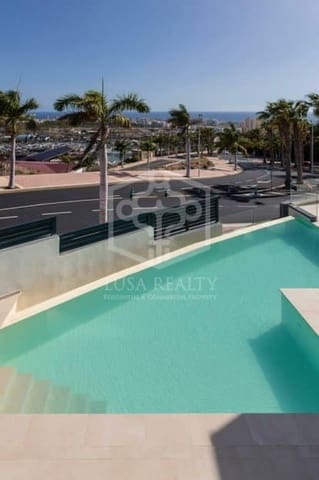 3 slaapkamer Villa te koop in La Caldera, Adeje met zwembad garage - € 1.950.000 (Ref: 9689926)