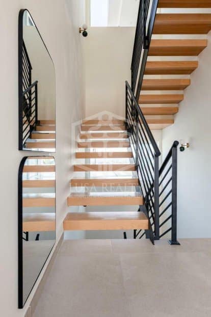 3 slaapkamer Villa te koop in Adeje met zwembad garage - € 1.950.000 (Ref: 9689926)