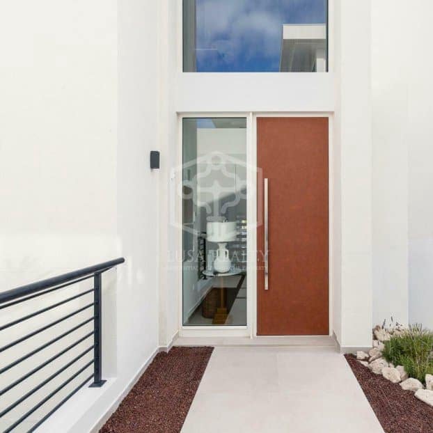 3 soverom Villa til salgs i Adeje med svømmebasseng garasje - € 1 912 000 (Ref: 9689927)