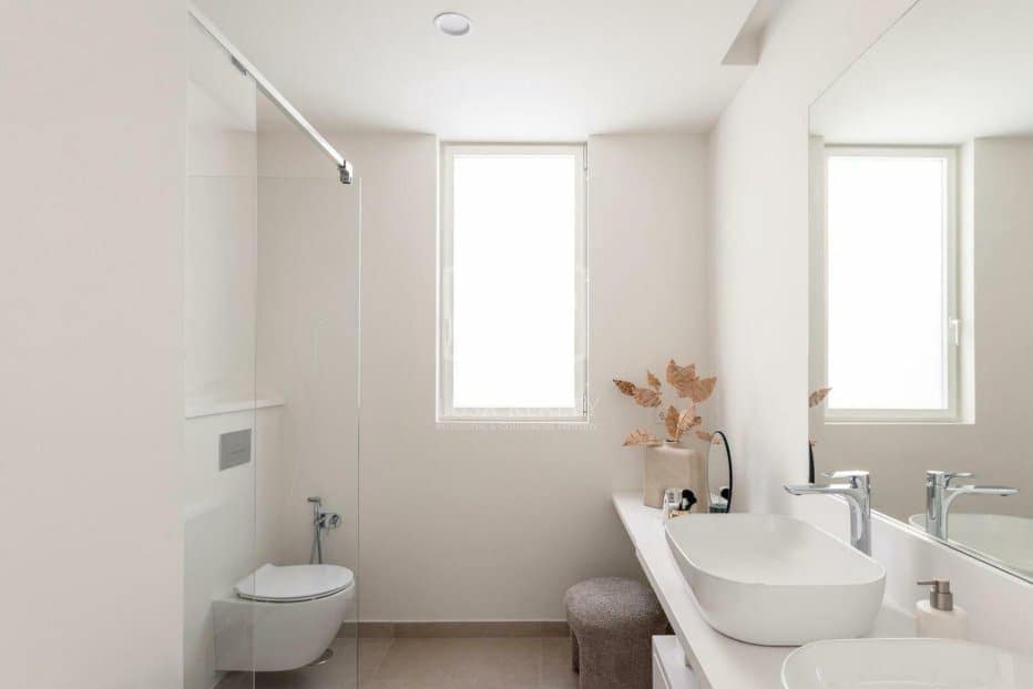 3 soverom Villa til salgs i Adeje med svømmebasseng garasje - € 1 912 000 (Ref: 9689927)