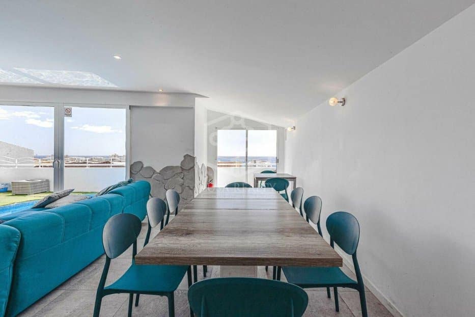 3 soverom Villa til salgs i Adeje med svømmebasseng - € 1 100 000 (Ref: 9714378)