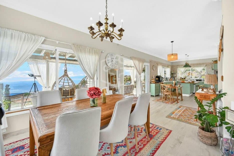 Chalet de 2 habitaciones en Guía de Isora en venta con piscina - 998.000 € (Ref: 9714379)