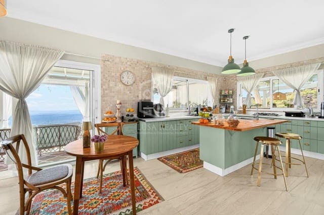 2 soverom Villa til salgs i Guía de Isora med svømmebasseng - € 998 000 (Ref: 9714379)