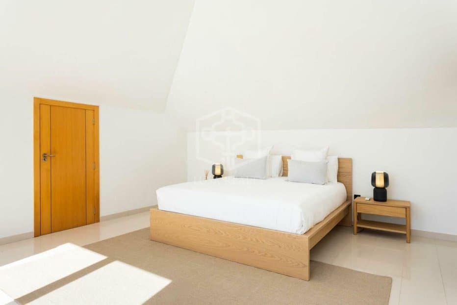 5 slaapkamer Villa te koop in Adeje met zwembad - € 3.300.000 (Ref: 9731556)