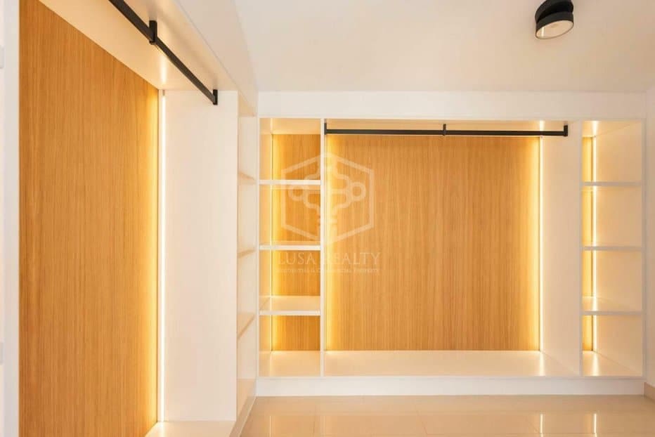 5 slaapkamer Villa te koop in Adeje met zwembad - € 3.300.000 (Ref: 9731556)