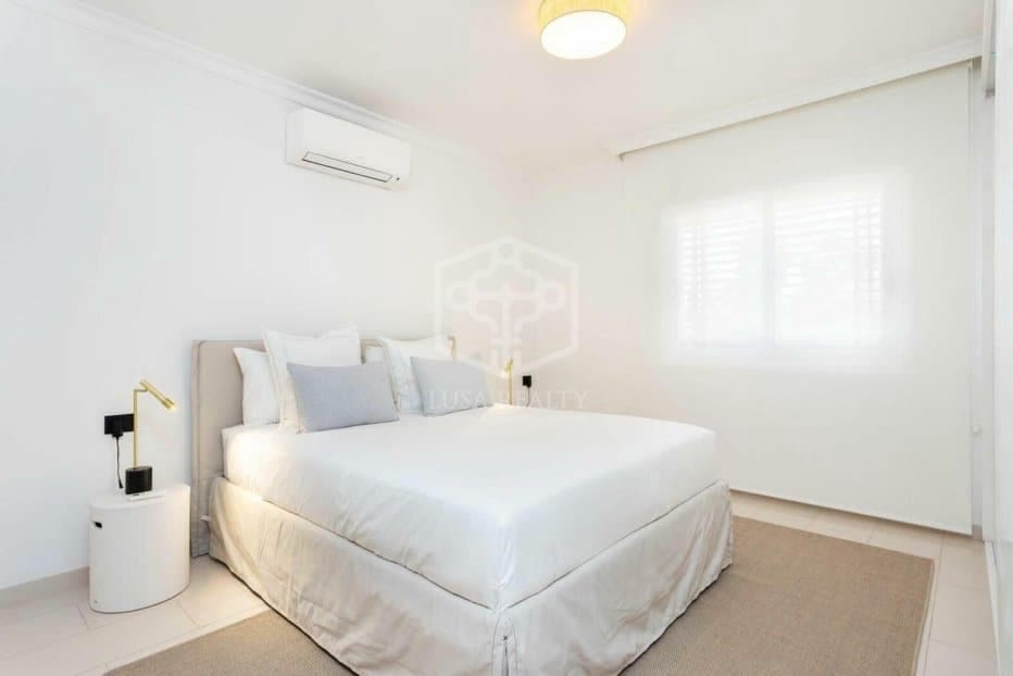 5 slaapkamer Villa te koop in Adeje met zwembad - € 3.300.000 (Ref: 9731556)