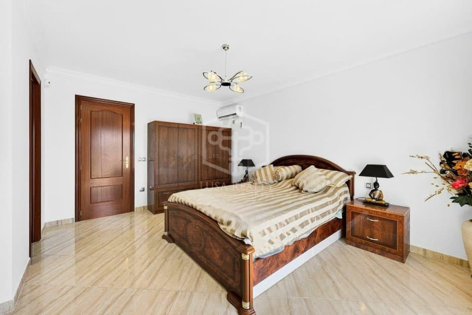 14 soverom Villa til salgs i Adeje med svømmebasseng garasje - € 2 590 000 (Ref: 9755129)