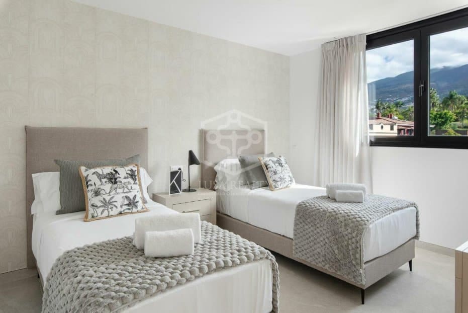 3 soveværelse Byhus til salg i Santa Ursula med swimmingpool garage - € 1.200.000 (Ref: 9788068)