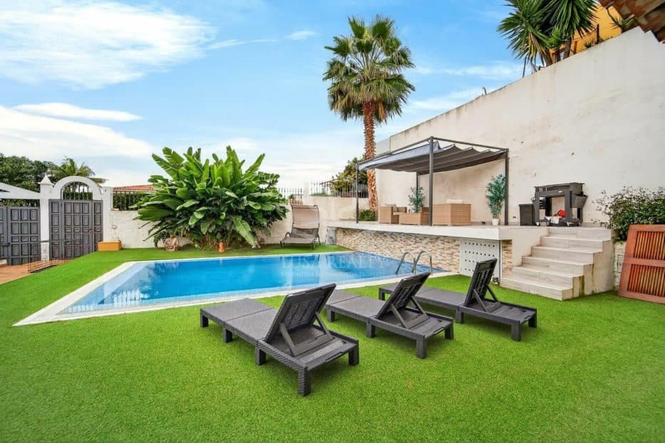 3 quarto Moradia para venda em La Orotava com piscina garagem - 740 000 € (Ref: 9815383)