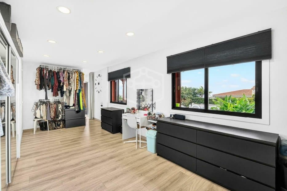 3 quarto Moradia para venda em La Orotava com piscina garagem - 740 000 € (Ref: 9815383)