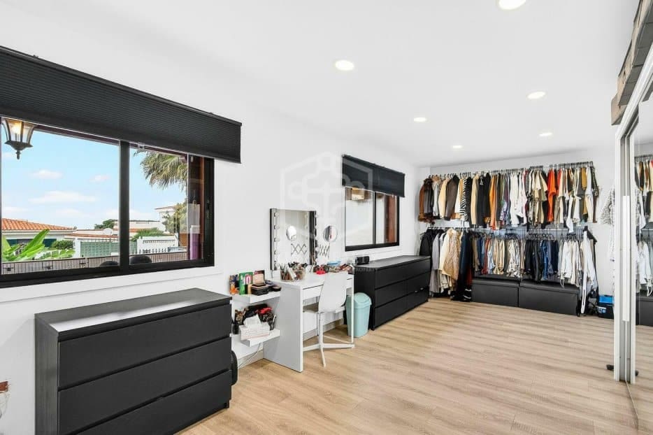 3 quarto Moradia para venda em La Orotava com piscina garagem - 740 000 € (Ref: 9815383)