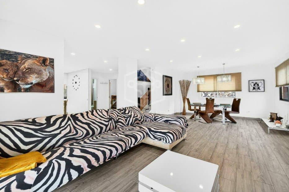 3 quarto Moradia para venda em La Orotava com piscina garagem - 740 000 € (Ref: 9815383)