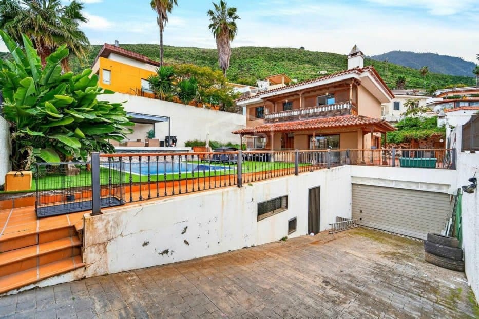 3 quarto Moradia para venda em La Orotava com piscina garagem - 740 000 € (Ref: 9815383)