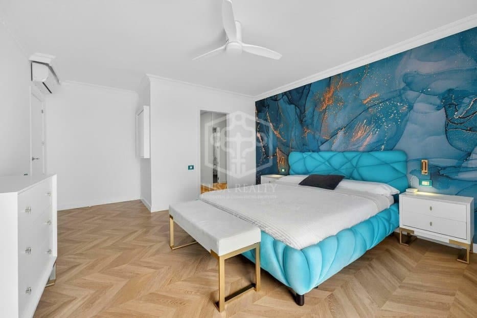 4 slaapkamer Villa te koop in Adeje met zwembad garage - € 3.500.000 (Ref: 9828161)
