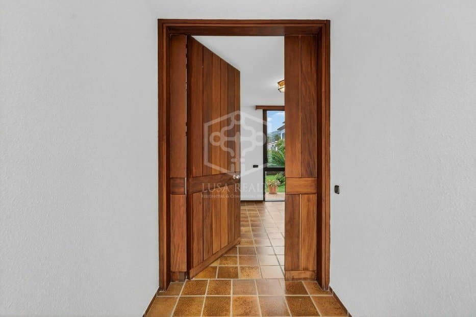5 Zimmer Villa zu verkaufen in Puerto de la Cruz mit Garage - 1.900.000 € (Ref: 9861398)