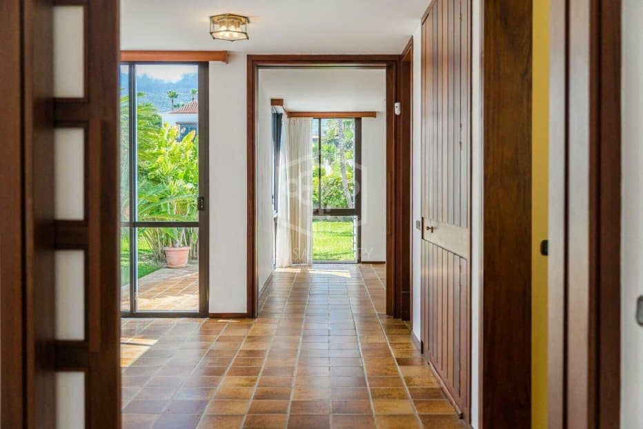 5 Zimmer Villa zu verkaufen in Puerto de la Cruz mit Garage - 1.900.000 € (Ref: 9861398)