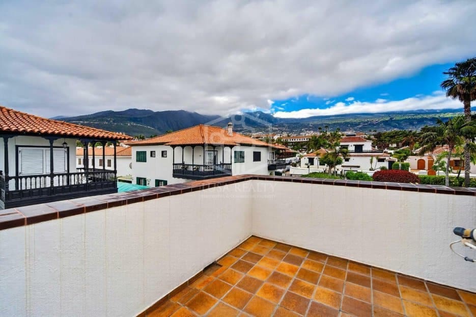 5 Zimmer Villa zu verkaufen in Puerto de la Cruz mit Garage - 1.900.000 € (Ref: 9861398)
