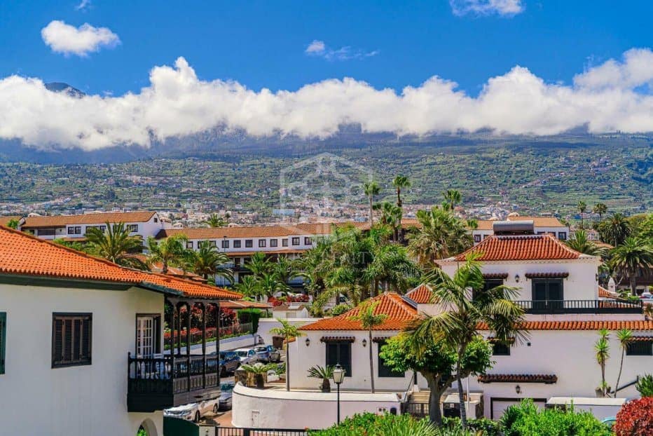 5 Zimmer Villa zu verkaufen in Puerto de la Cruz mit Garage - 1.900.000 € (Ref: 9861398)