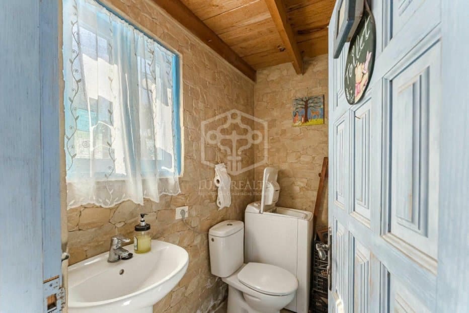 13 slaapkamer Commercieel te koop in San Miguel de Abona met zwembad - € 1.500.000 (Ref: 9861399)