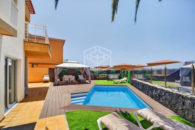 Chalet de 4 habitaciones en Puerto Santiago, Santiago del Teide en venta con piscina garaje - 1.055.555 € (Ref: 9872849)