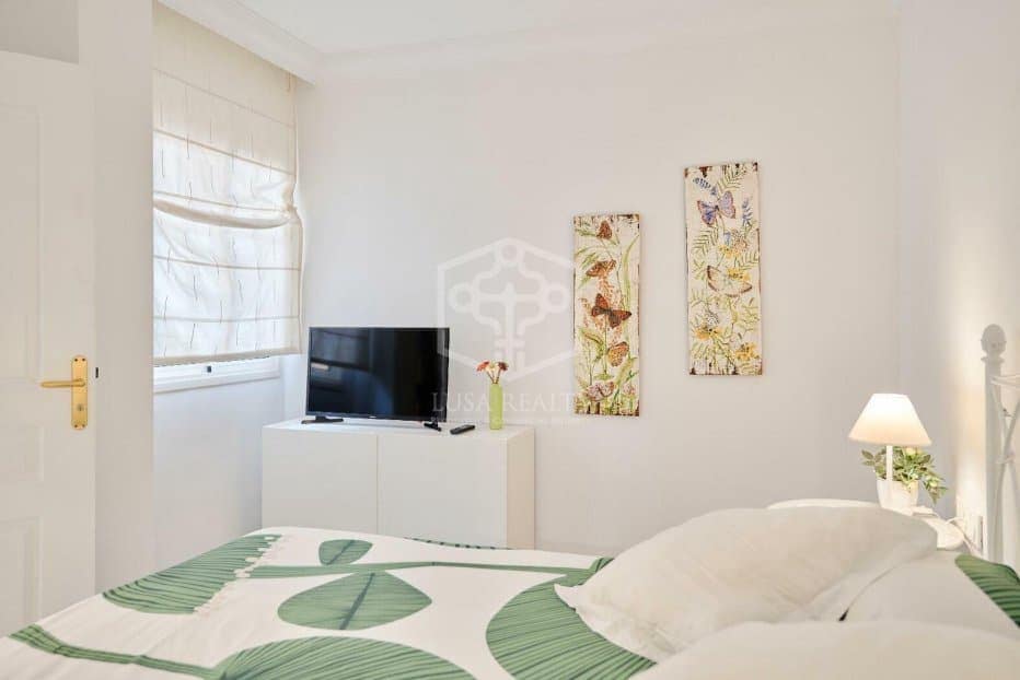 2 soverom Leilighet til salgs i Adeje med svømmebasseng garasje - € 860 000 (Ref: 9872850)