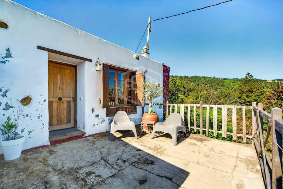 Villa til salg i Icod de los Vinos med swimmingpool garage - € 780.000 (Ref: 9872851)